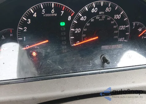 2005 Toyota Camry Xle V6 z USA, uszkodzony, nr VIN 4T1BF30KX5U085581